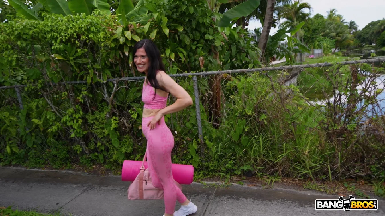 Preview of BangBus Hope Fontaine XXX